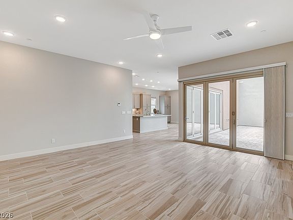 4th image of 10885 Crimson Cliffs Ave
