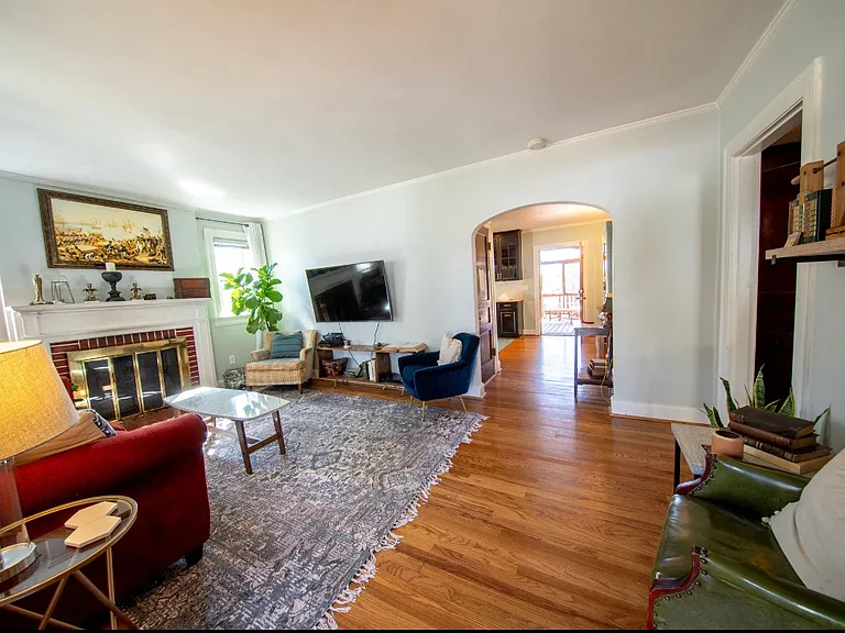 305 Radnor St #A — Photo 2