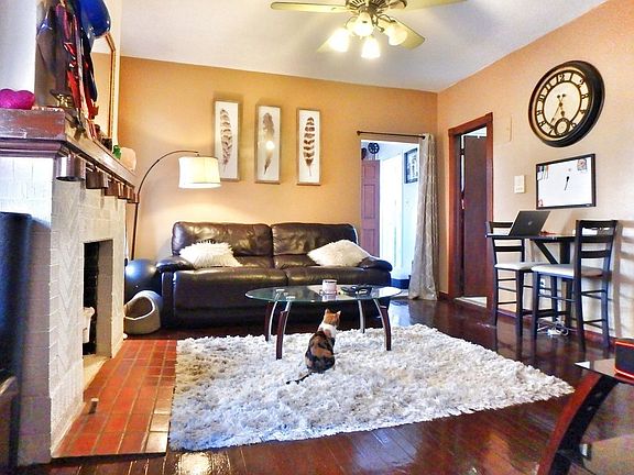 2nd image of 2536 41st St APT 2F