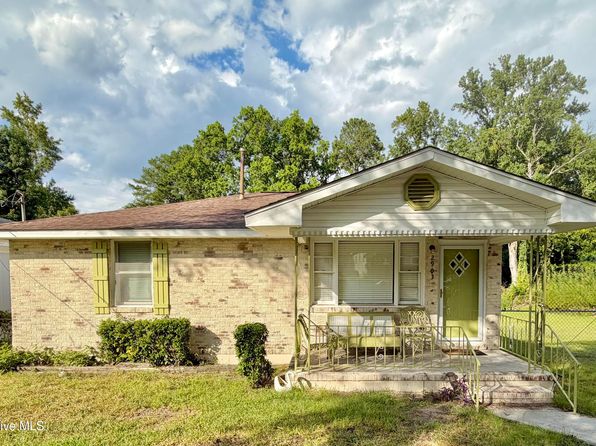 2903 Wheeler Rd