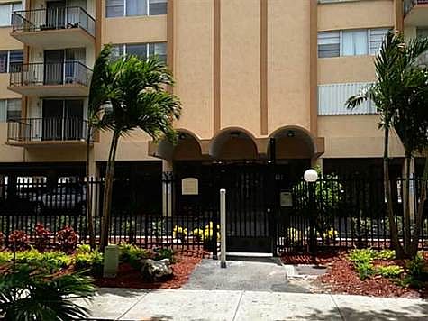 1st image of 1470 NE 125th Ter APT 509