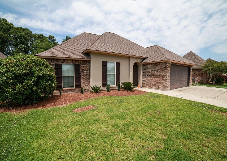 1st image of 9055 Highland Oaks Ave