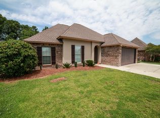 9055 Highland Oaks Ave, Zachary, LA 70791