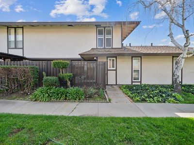 5474 Roundtree Pl APT I, Concord, CA, 94521