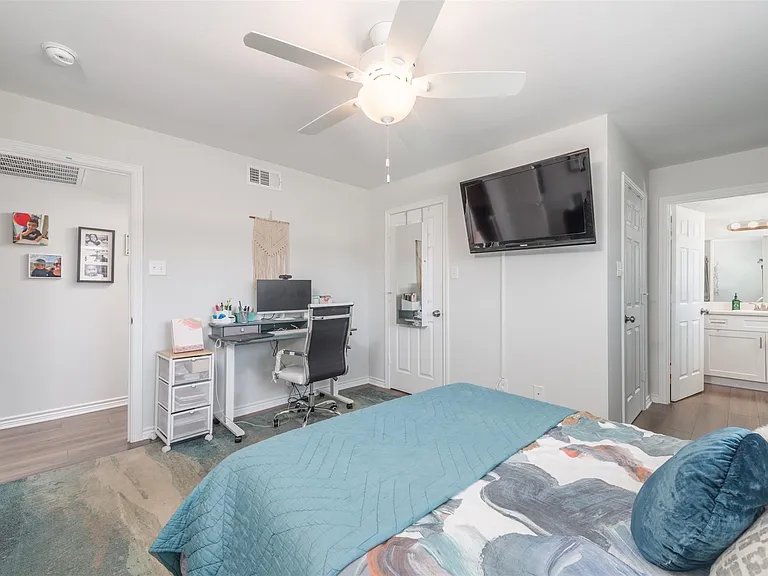 5076 Matilda St #227 — Photo 13