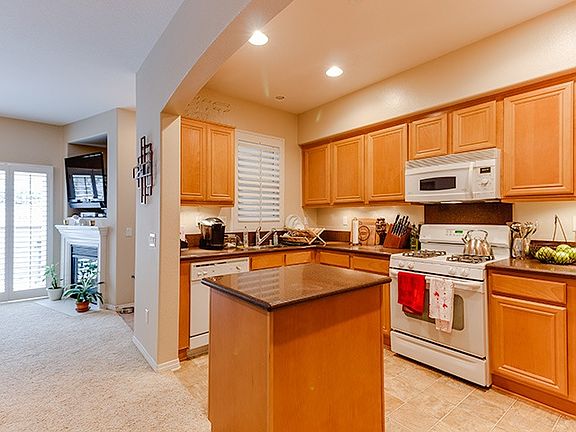 4th image of 2625 Night Jasmine Dr