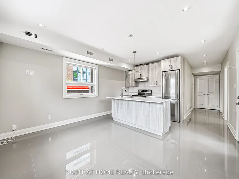 31 Alma Ave #1 — Photo 2