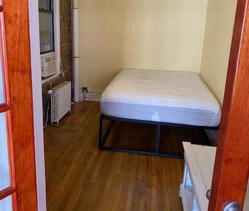 3rd image of 131 Mulberry St