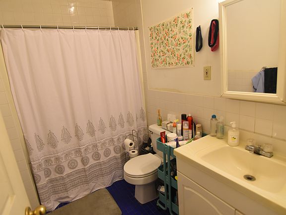 3rd image of 37 Dwight St APT 4