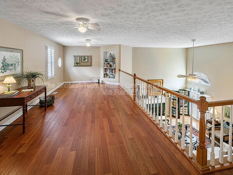 8508 Angel Oak Ct — Photo 10