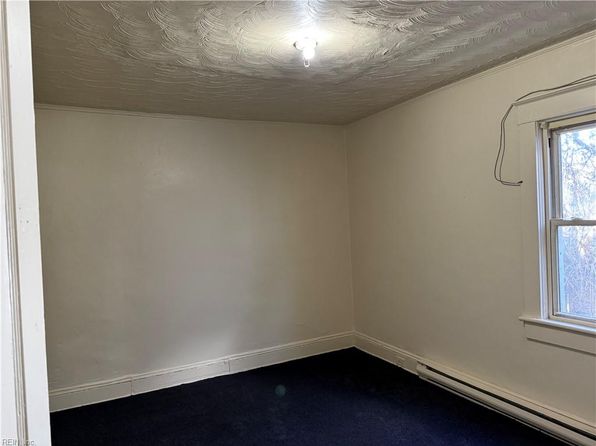 norfolk-virginia-79194918 picture