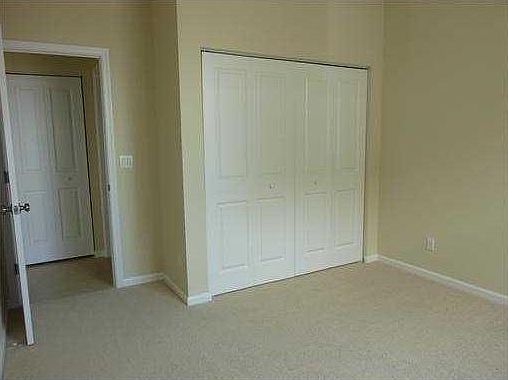 Townhome in Cooper City. 3 bed/3 bath. One bed downstairs