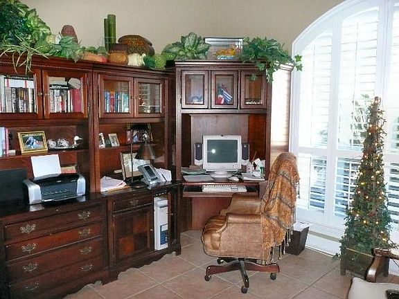 tiled Office