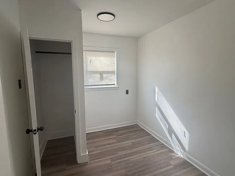 890 Charles Pl — Photo 16