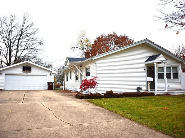 704 Wenonah St, Tecumseh, MI 49286