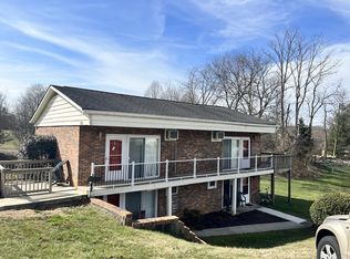 1216 Huffine Rd, Johnson City, TN 37604