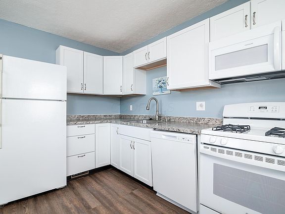 4th image of 3204 Lee Ellen Pl