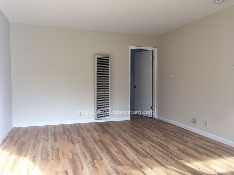 1st image of 2245 Royal Dr APT 2