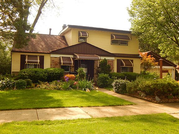 2nd image of 2426 Sarah St