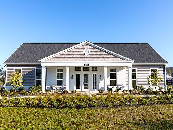 Clubhouse Exterior