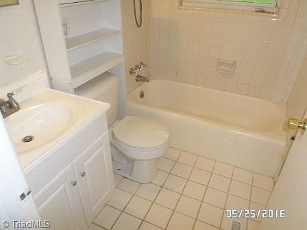 3rd image of 643 Highland Park Dr