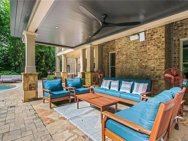 5265 Peachtree Dunwoody Rd — Photo 103