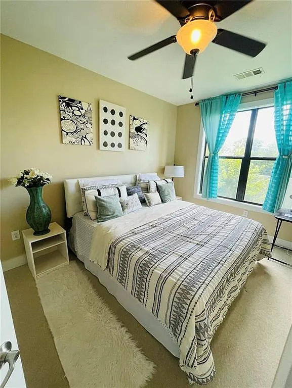 2 bed, 995 sqft, $3,000 — Photo 4