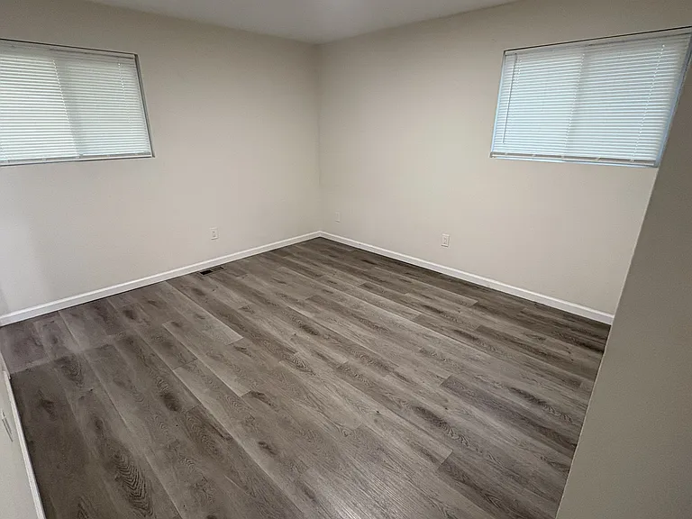 1694 Newbrook Dr — Photo 1