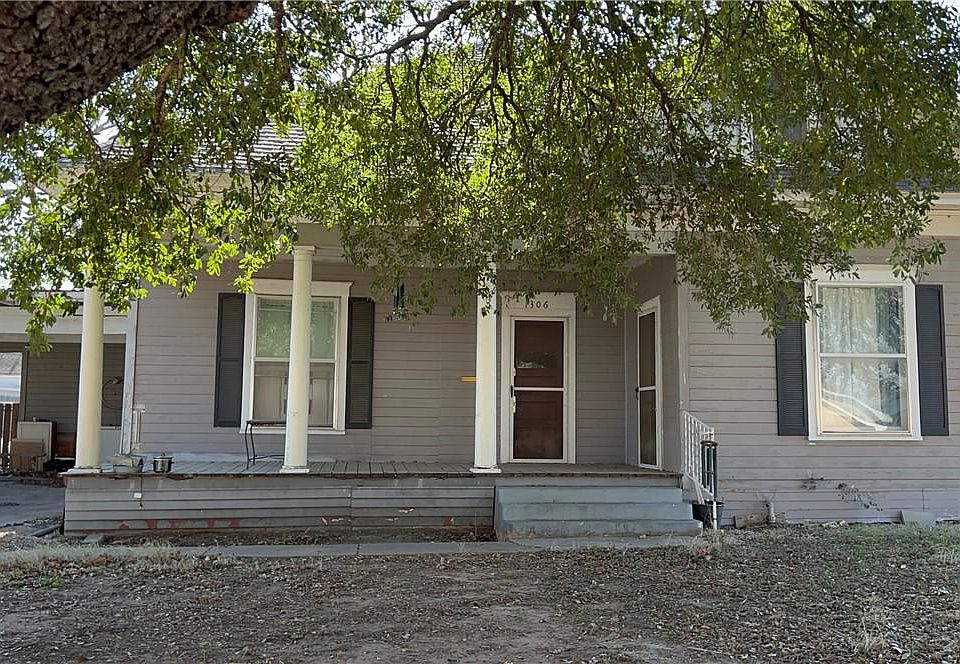 1st image of 1306 E Leon St