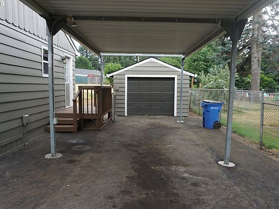 3rd image of 5302 NE Hazel Dell Ave