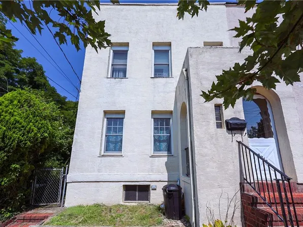 3219 Richmond Rd, Staten Island, NY 10306