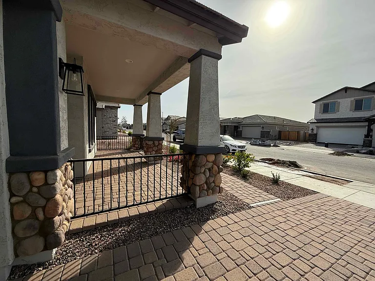 19036 E Celtic Manor Dr — Photo 17
