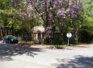 910 Randolph St, Des Moines, IA 50315