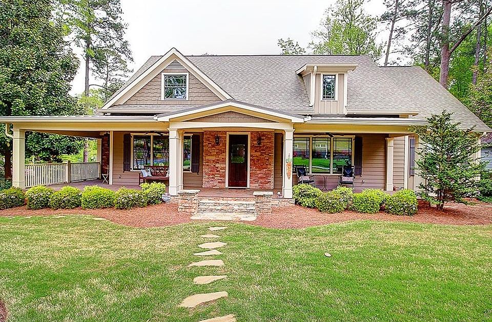 1st image of 3257 Pinetree Dr SE
