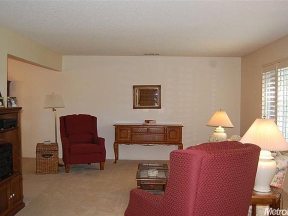 3rd image of 3404 W Creek Dr