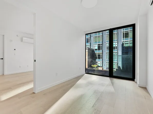 86 Schermerhorn Street image 1 of 17