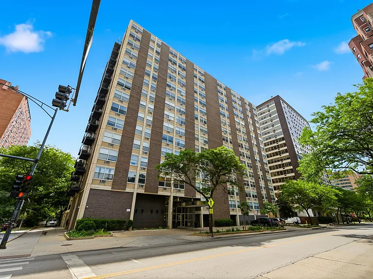 3033 N Sheridan Rd #1609 — Photo 12