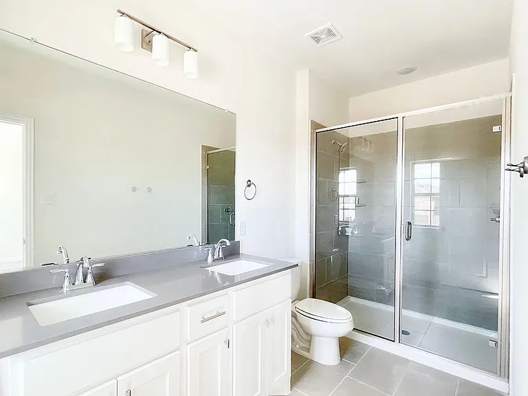 1028 Emil Pl — Photo 9