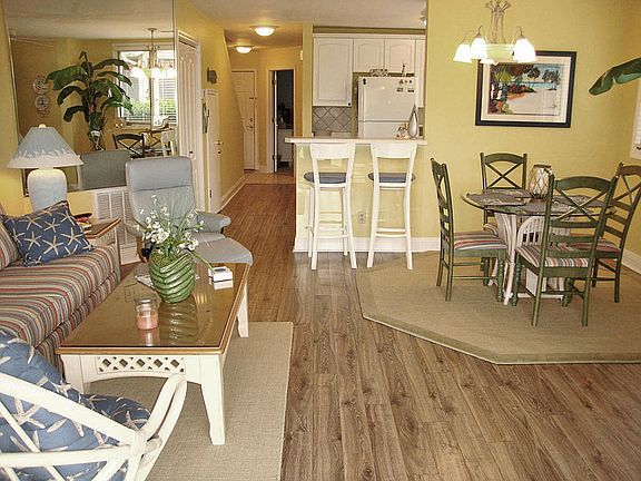 5th image of 35 S Driftwood Bay Unit 136