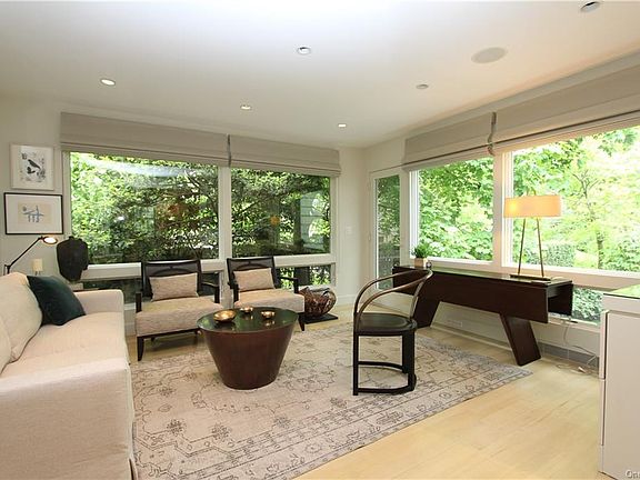 5th image of 3 Cottage Cir