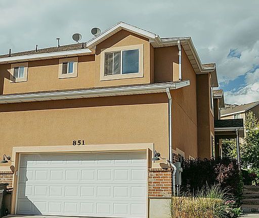 5th image of 851 N Sapphire St