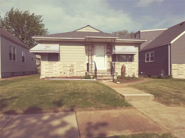 2219 Stephen Ave, Saint Louis, MO 63110