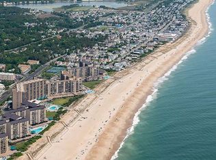 102 Georgetowne House Rd, Bethany Beach, DE 19930