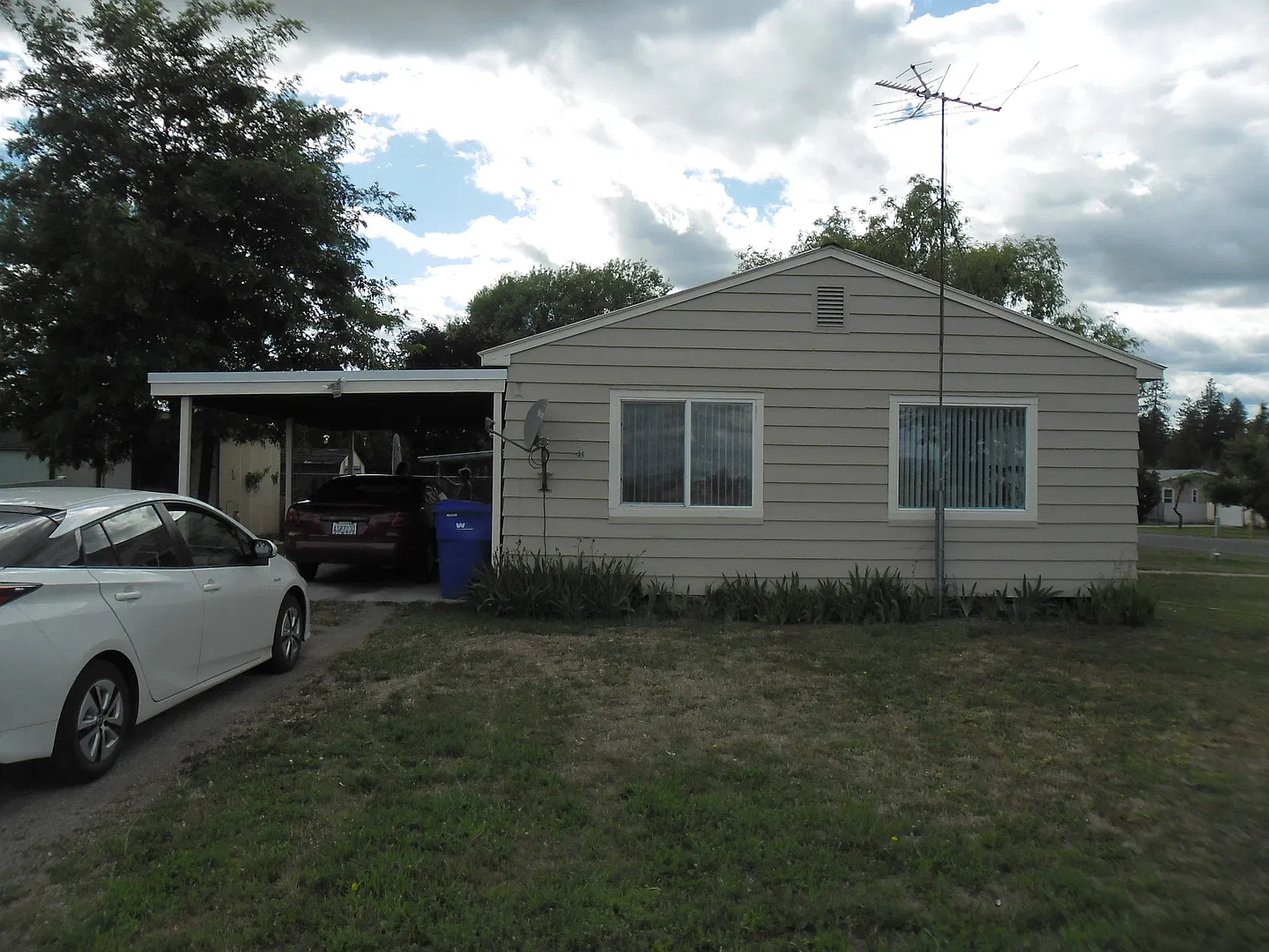 A cute 2 bedroom 1 bathroom — Photo 2