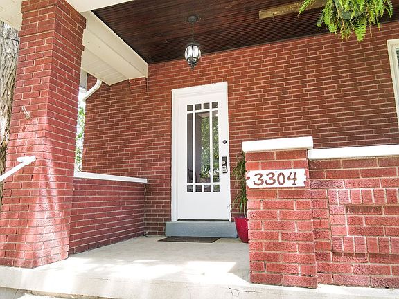3rd image of 3304 Daytona Ave