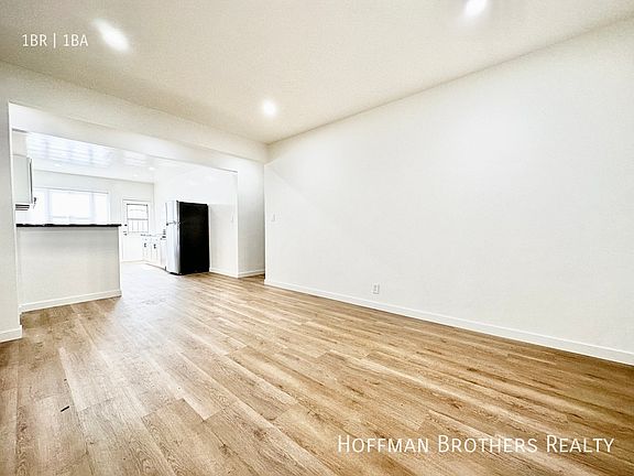 5th image of 7120 Willoughby Ave