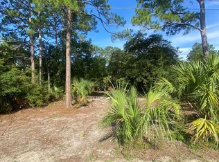 74 Westview St, Panacea, FL 32346