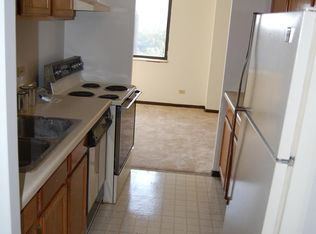 1840 Huntington Blvd APT 511, Hoffman Estates, IL 60169