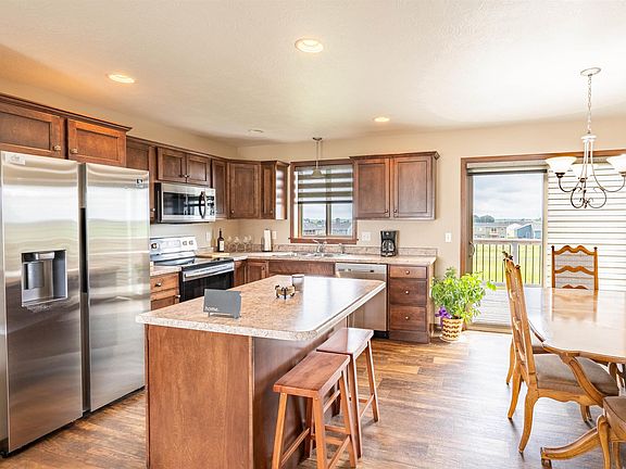 5th image of 7205 E 49th St