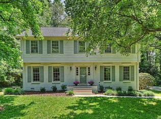 1108 Circlewood Dr, Charlotte, NC 28211